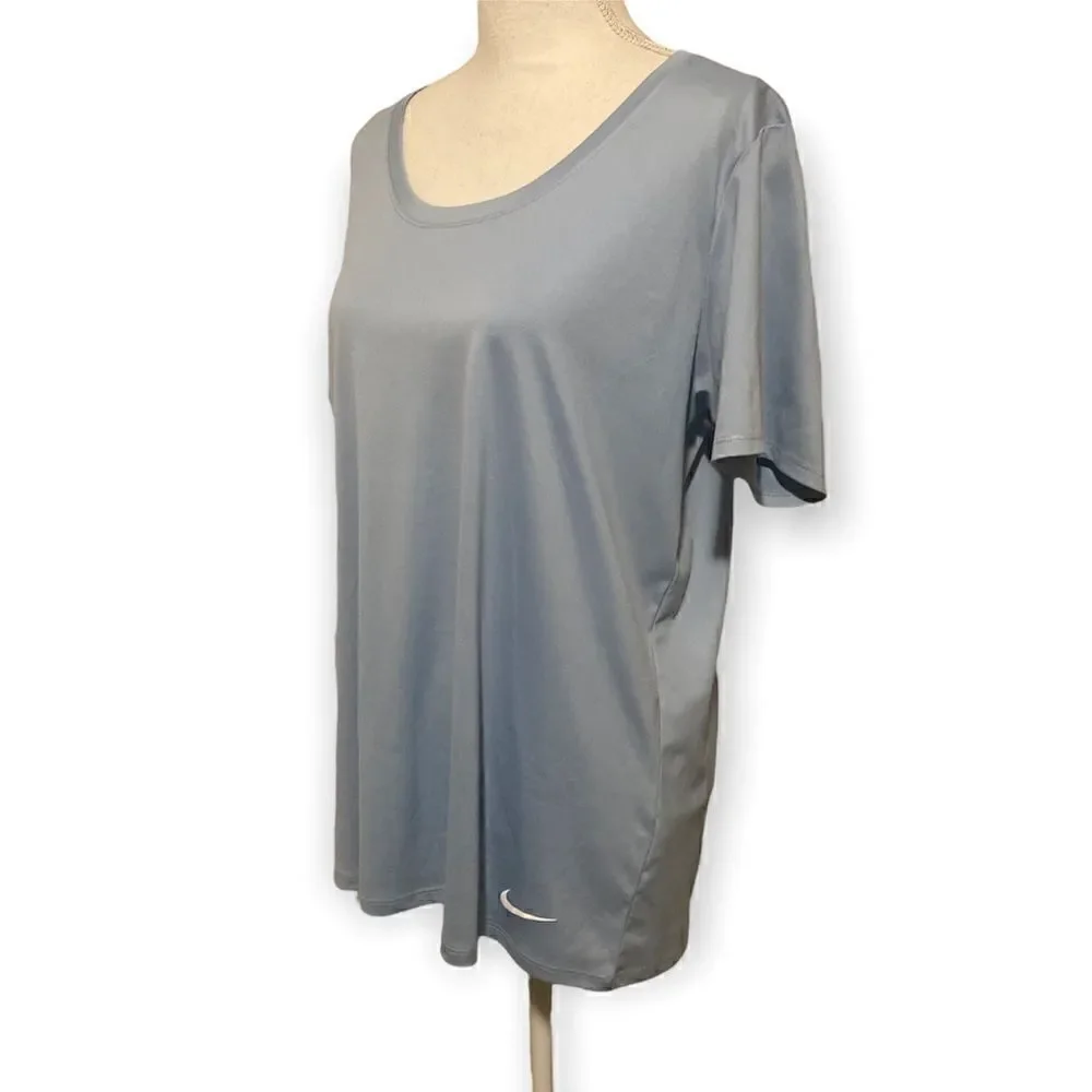 Nike Short Sleeve Tee